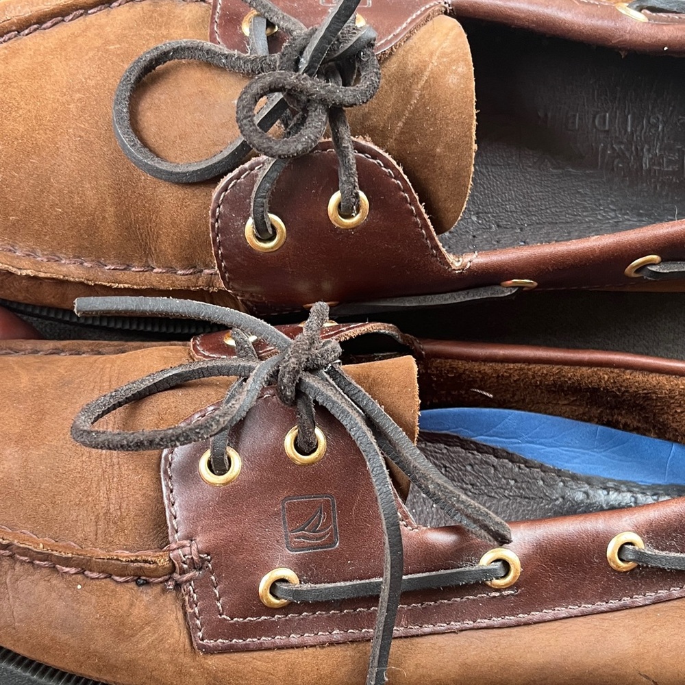 Sperry Top-Sider Classic Brown Leather Boat Shoes - Picture 3 of 10